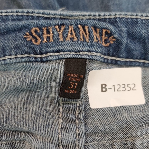 Shyanne Women Jeans 31x32 Short Blue Denim Wide Leg Mid Rise ACTUAL 30x30 - Picture 8 of 10